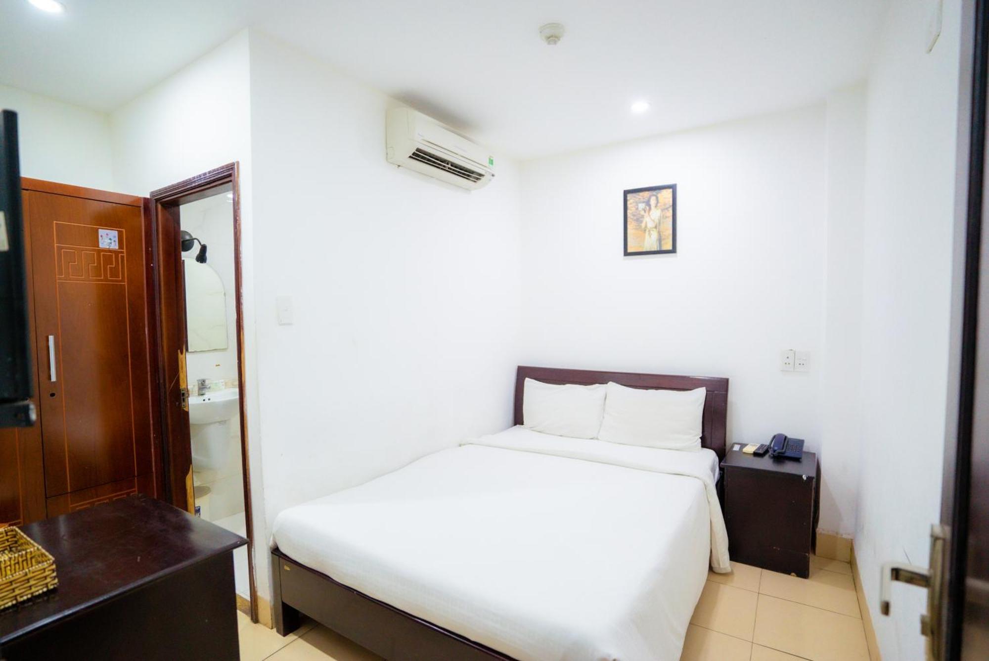 Lotus Rock Hotel ดานัง ภายนอก รูปภาพ